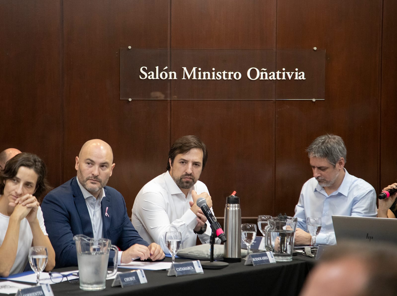 Zampieri participó en la reunión del COFESA, donde se abordaron temas clave de salud pública