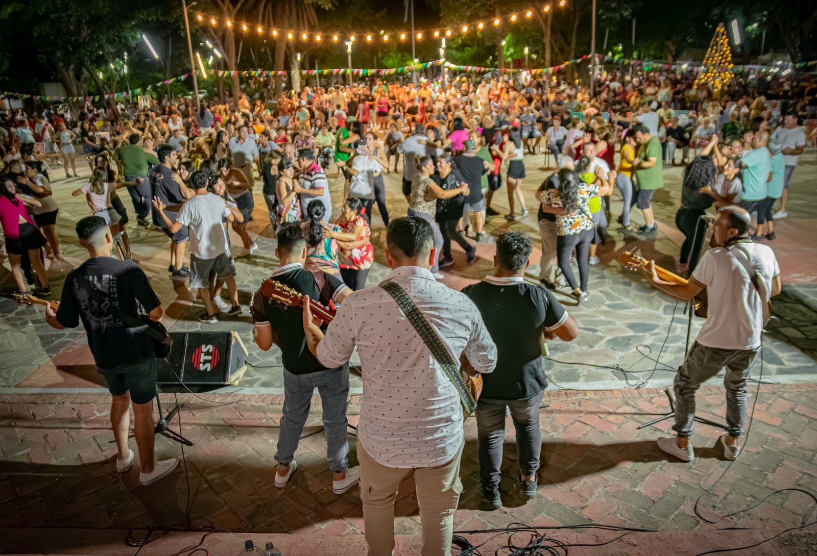 Fray vibra con los Viernes Culturales y el Vení a la Plaza