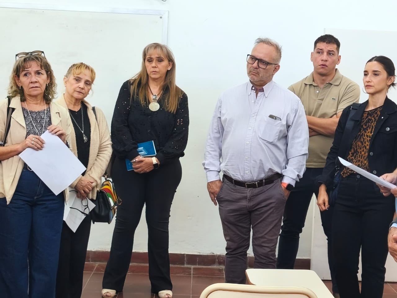 Recorrido de autoridades en el edificio donde funcionará Medicina