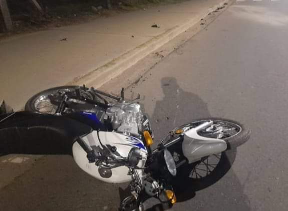 Fatal: Un joven perdió la vida al derrapar con su motocicleta 