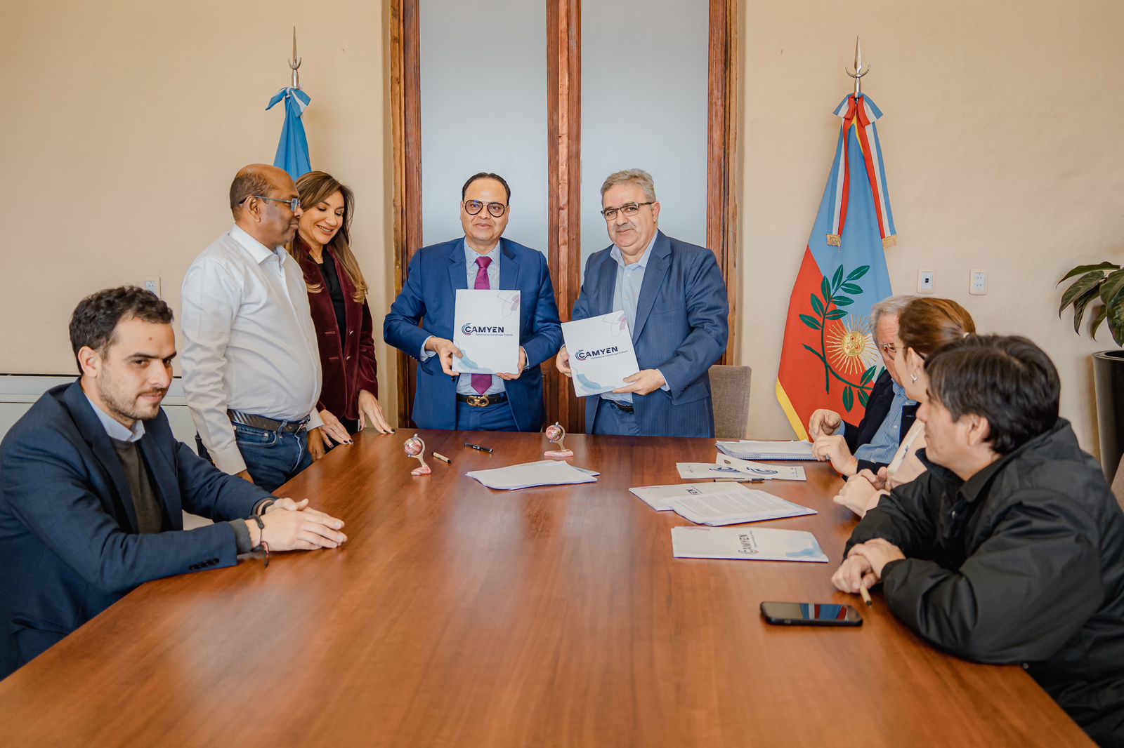 Catamarca y Emiratos Árabes se asocian para exploración minera en Antofagasta de la Sierra