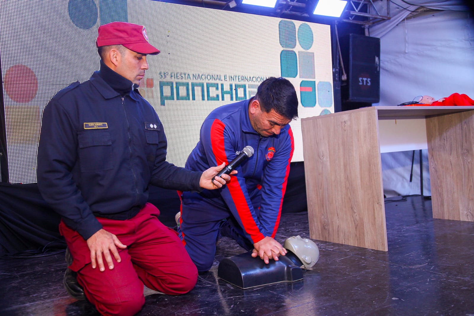 Talleres de Prevención y RCP en la Fiesta del Poncho