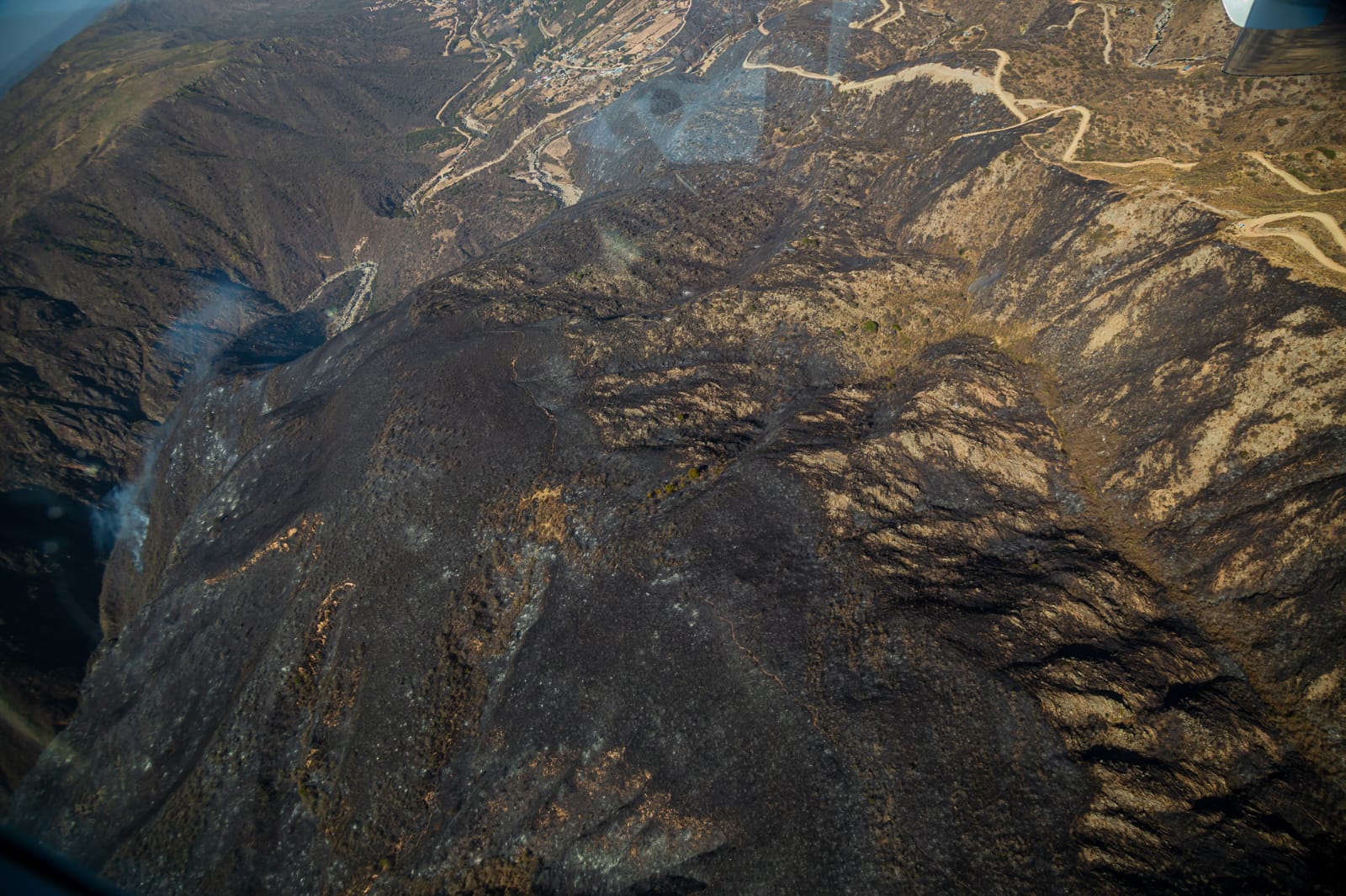 Continúan las tareas en el Incendio de Las Juntas