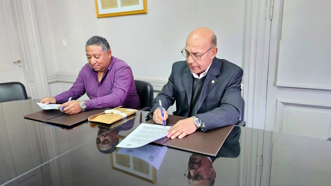 Cooperación científica y técnica entre la UNCA y Antofagasta de la Sierra