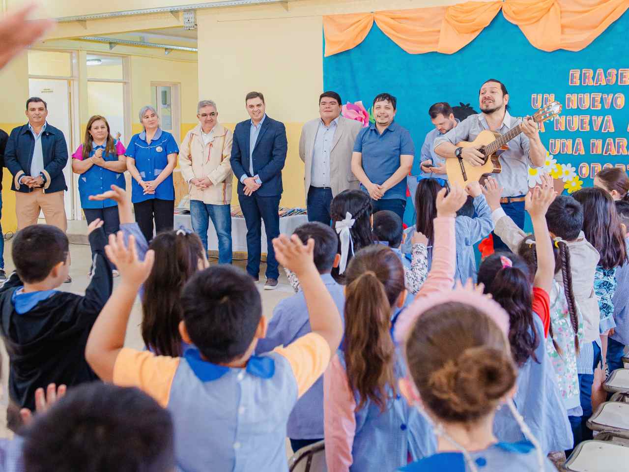 Raúl inauguró obras de infraestructura educativa en el Este