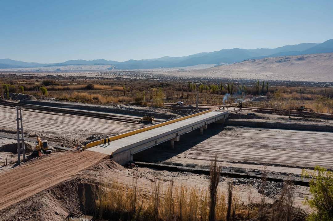 El puente de Medanitos en su etapa final