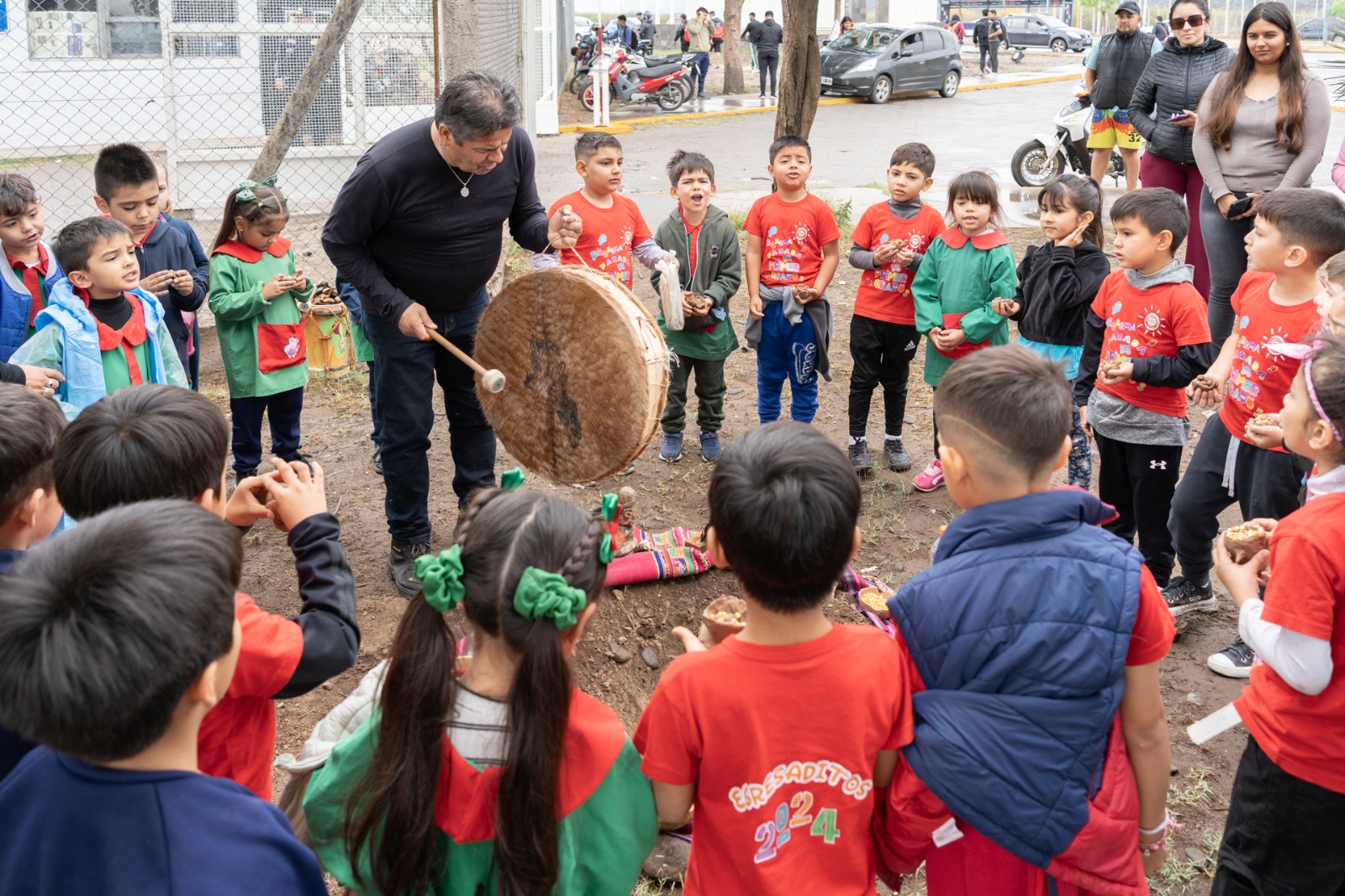 La Feria del Libro abrió con un tributo a la Pachamama