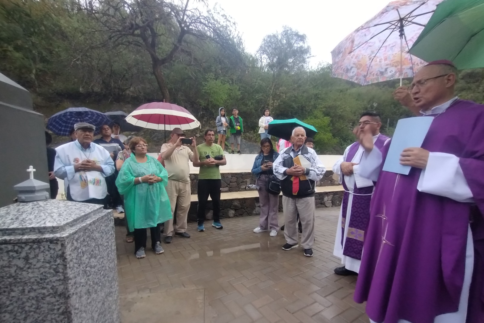 El Obispo bendijo el primer Cinerario de Catamarca