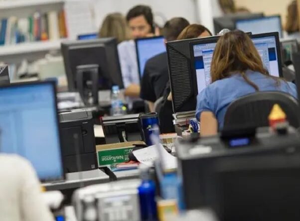 Administración Pública: Disponen asueto para los días 20, 24 y 31 de diciembre